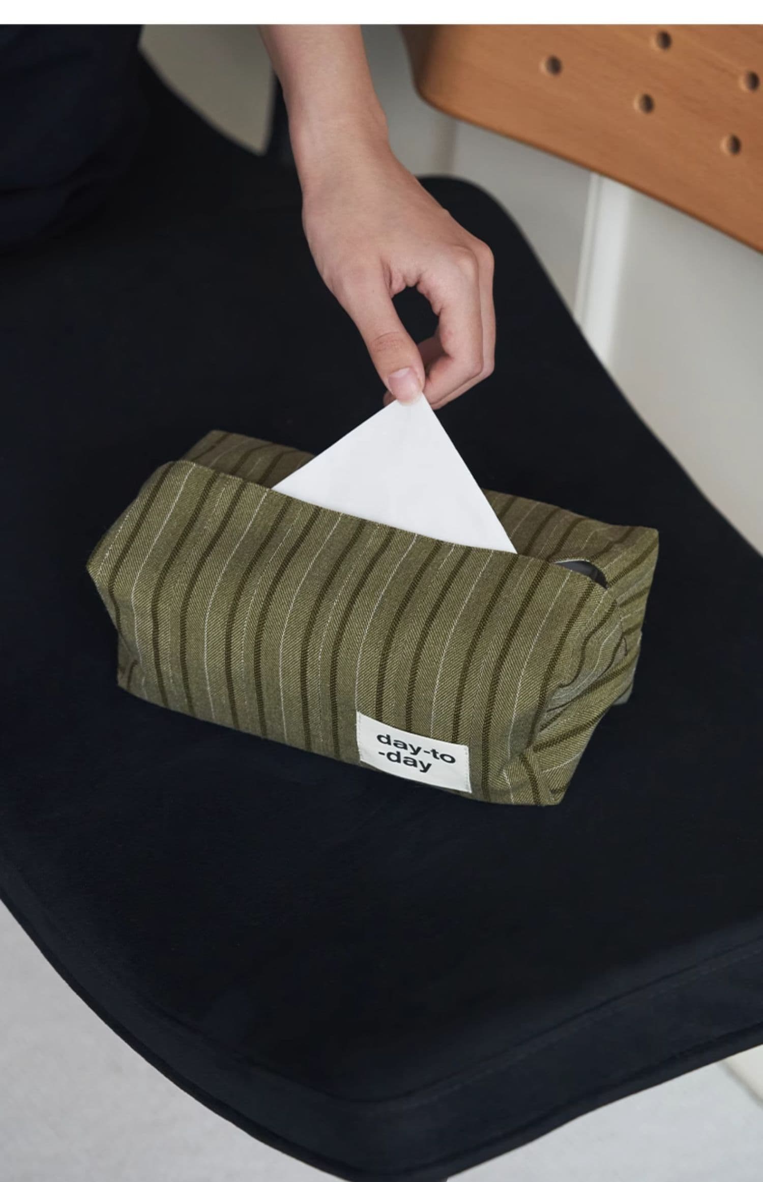 ティッシュケース 縦縞模様の取っ手付き布製ティッシュケース