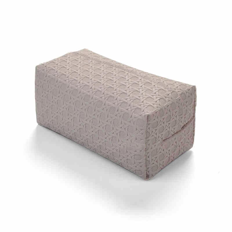 天然籐の透かし編みティッシュケース