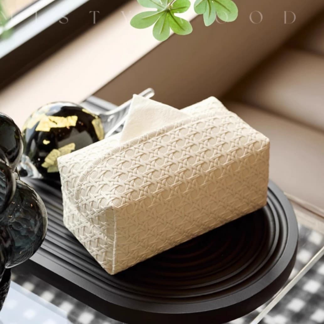 天然籐の透かし編みティッシュケース