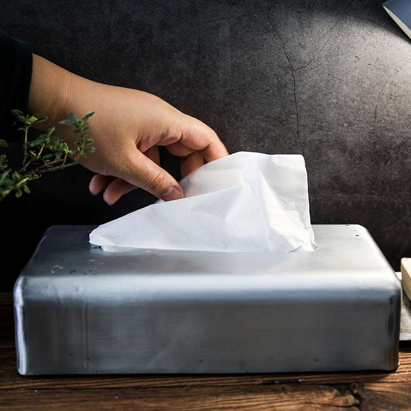 ティッシュケース　上質なステンレス製ティッシュボックス